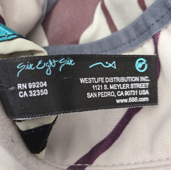 686 Smarty Cream and Maroon Striped Jacket. Size Large - Picture 12 of 14